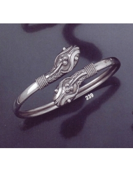 239 Double headed ornate sterling silver snake-heads bracelet