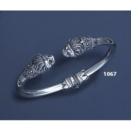 1067 Lions head torc bracelet