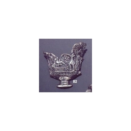 82 Large Fractured ornate vase brooch