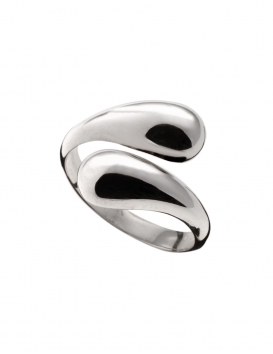 Stylish and curvy Snake ring