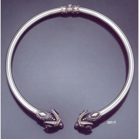 237/T XLarge Ram torc collar necklace