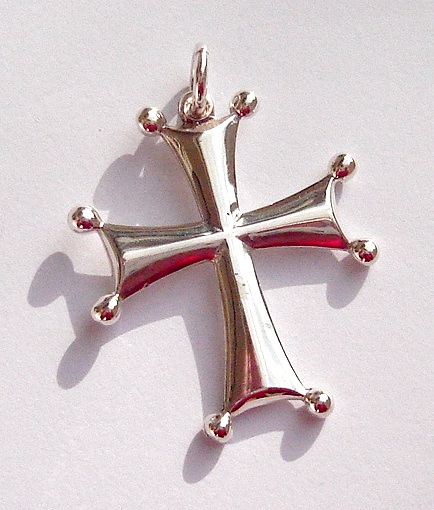 typical byzantine jewellery, cross patee and knights templar design